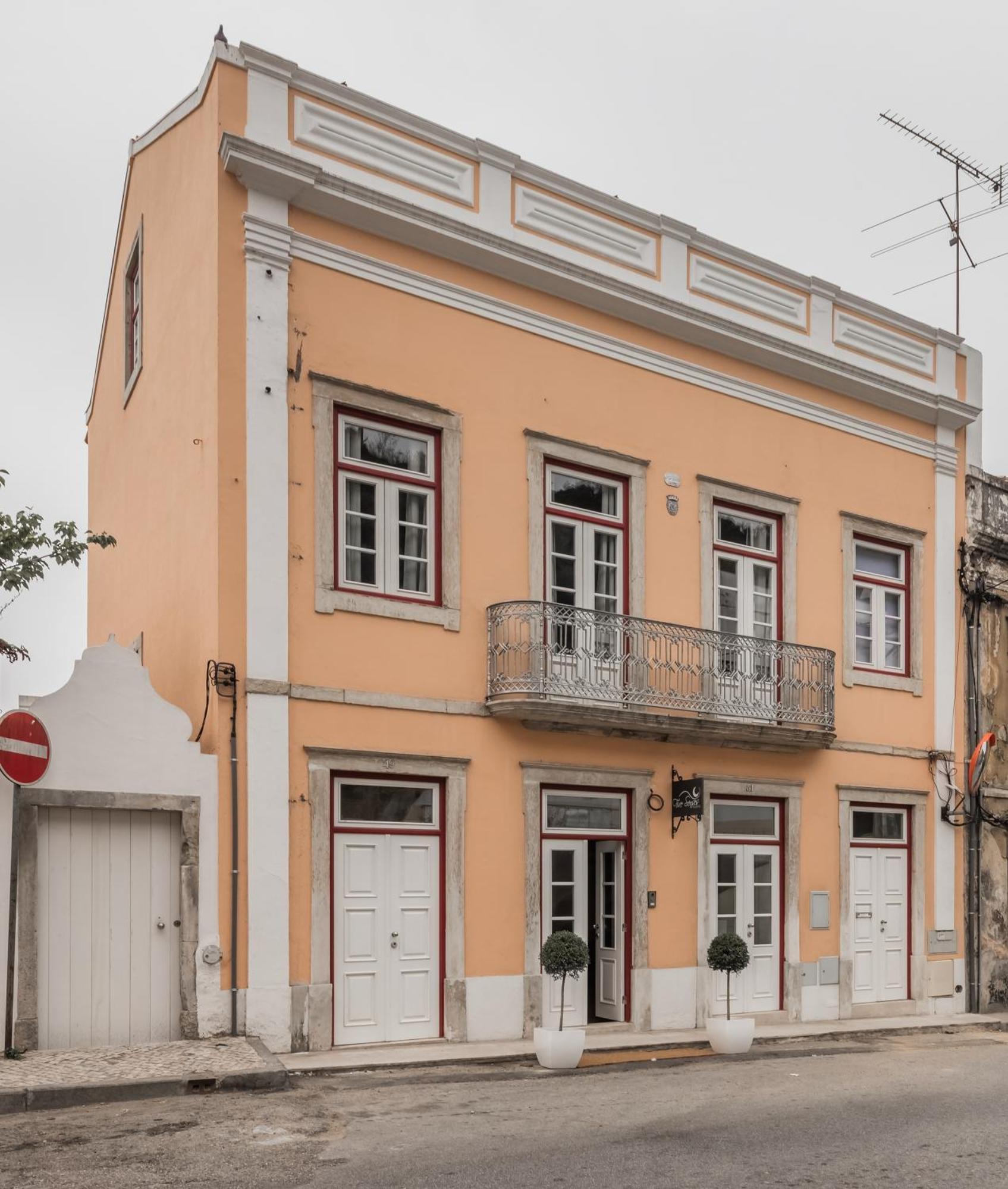 Five Senses Hostel Coimbra Buitenkant foto